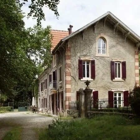 House Le Colombier 2 *